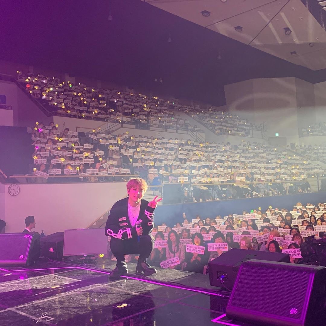 팬들이 구역별로 사진찍어 달라고했을 때 인피니트 남우현의 반응 | 인스티즈