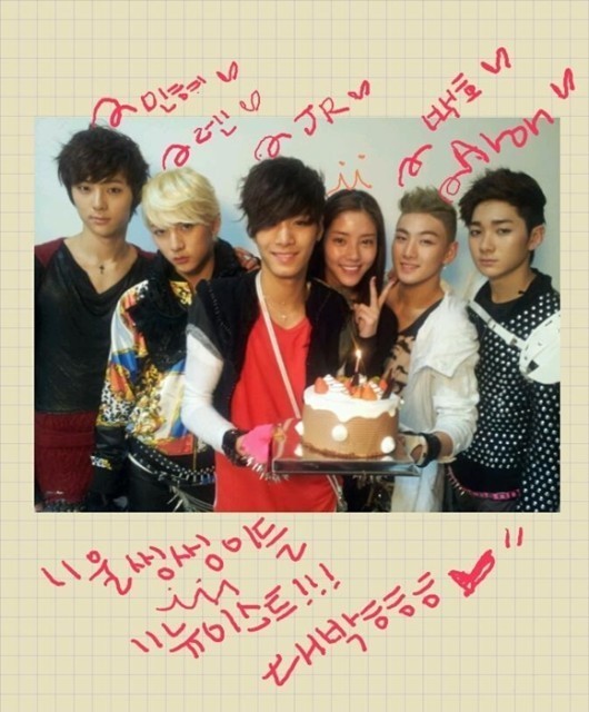 와 손담비랑 뉴이스트 이 사진 진짜 오랜만이야 | 인스티즈