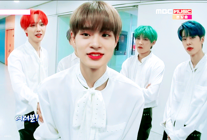 큰방에 에이비식스 심기 쏙 | 인스티즈