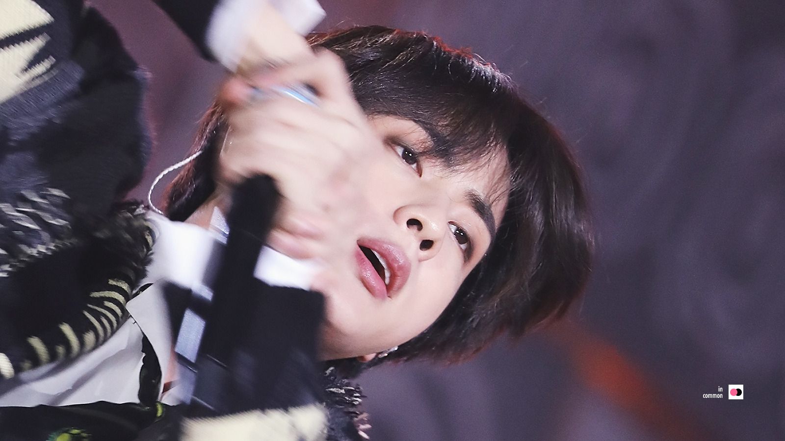 방탄 진 얼굴 있잖아.. | 인스티즈