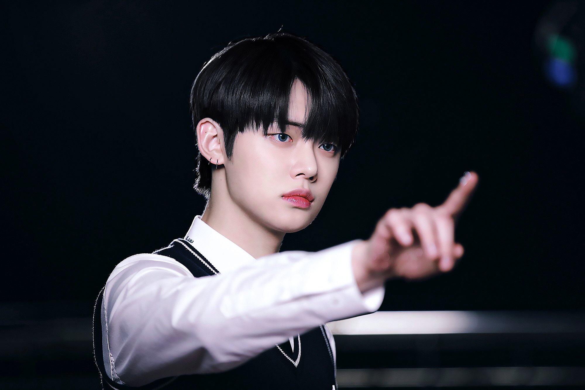 다음 컴백때 투바투 연준 흑발이면 치킨 두명한테 쏜다 | 인스티즈