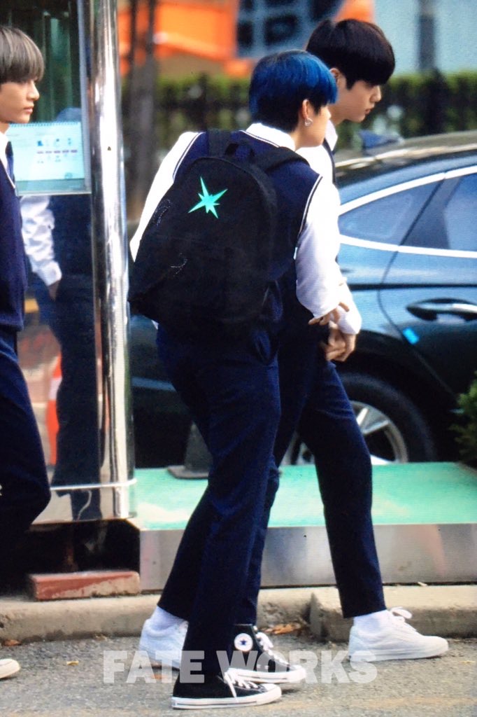 투바투 오늘 단체교복임 ㅠㅠㅠㅠㅠ | 인스티즈