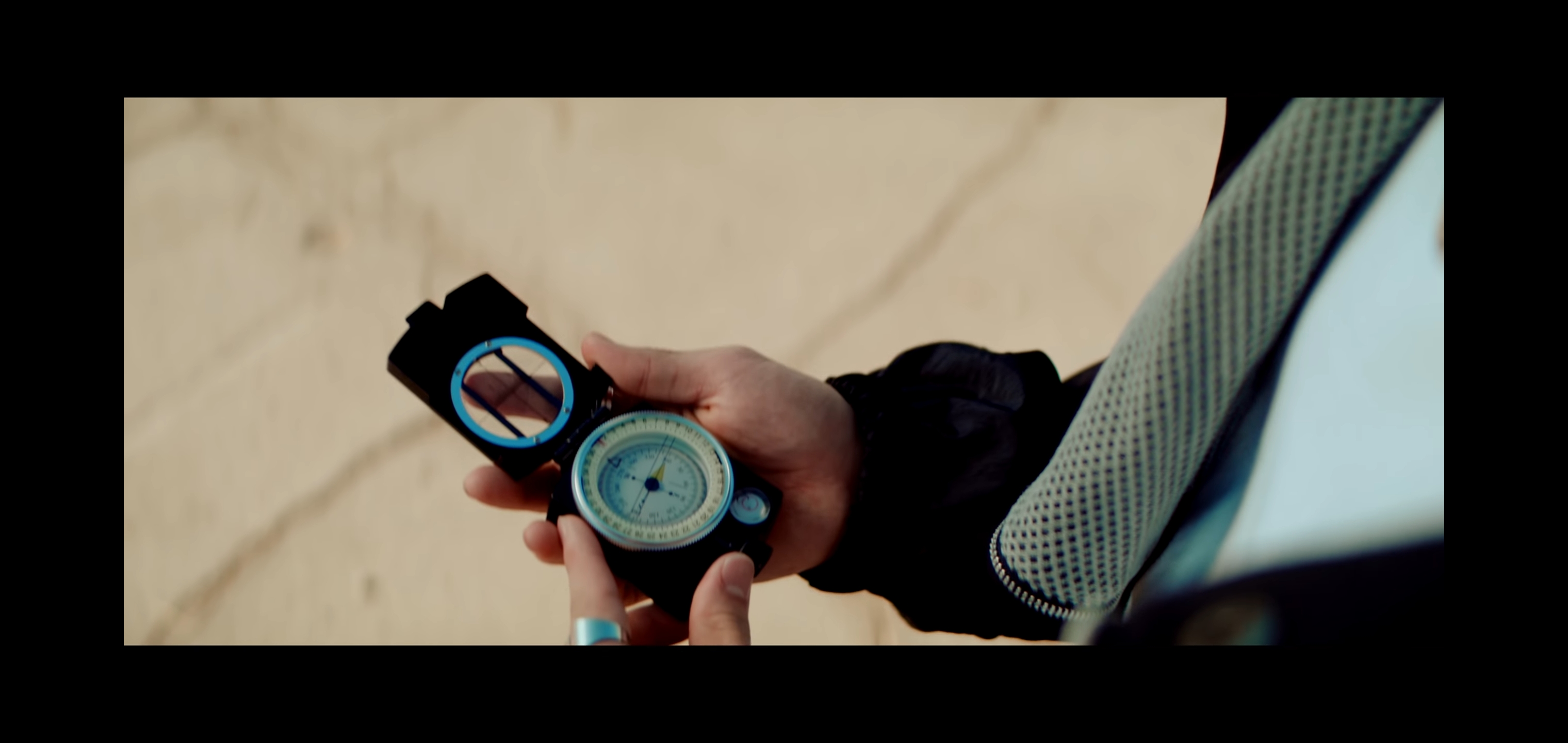 응원봉에도 세계관 심어놓은 아이돌 | 인스티즈