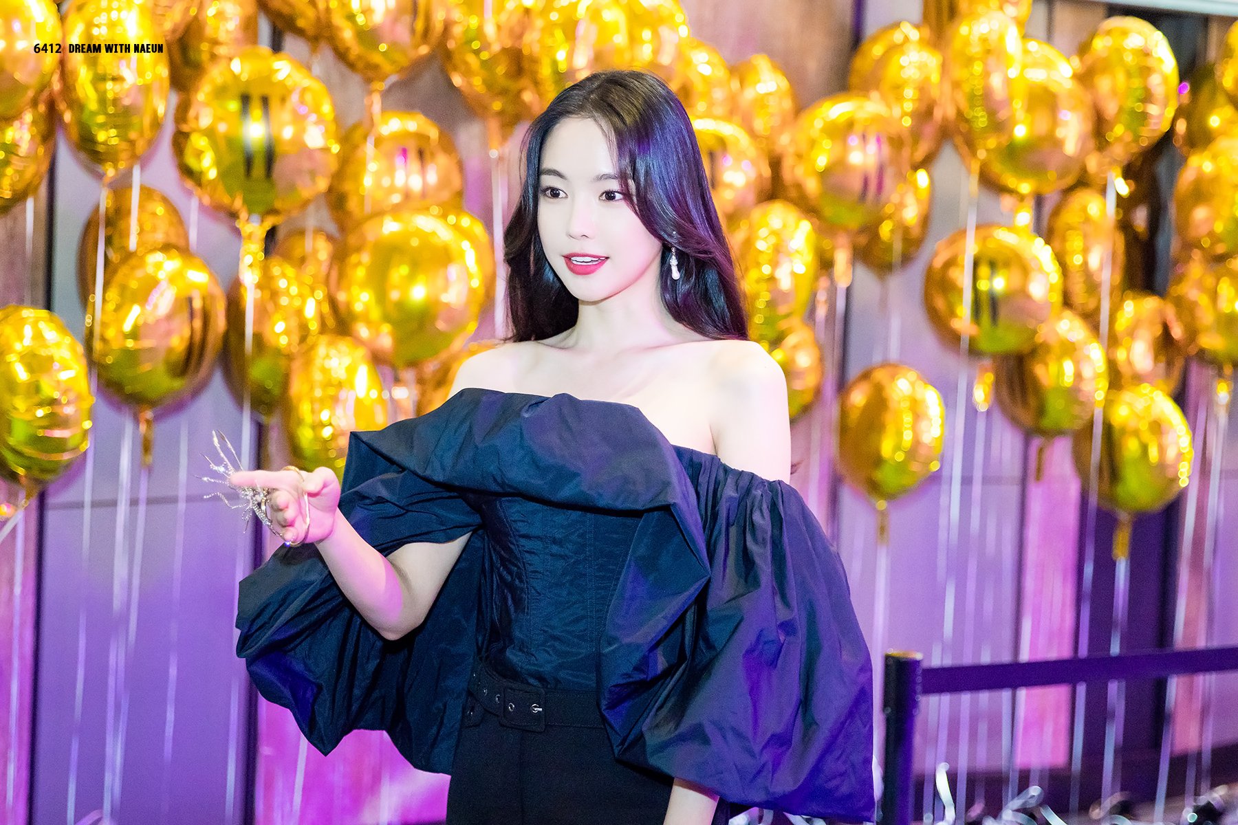 와 손나은한테 왜 손.나 예쁘다하는지 알겠다 | 인스티즈