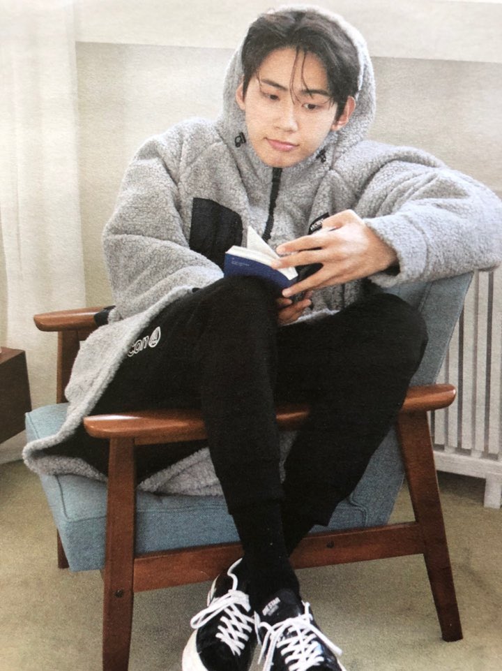 진혁이 후드 박제해💙 | 인스티즈