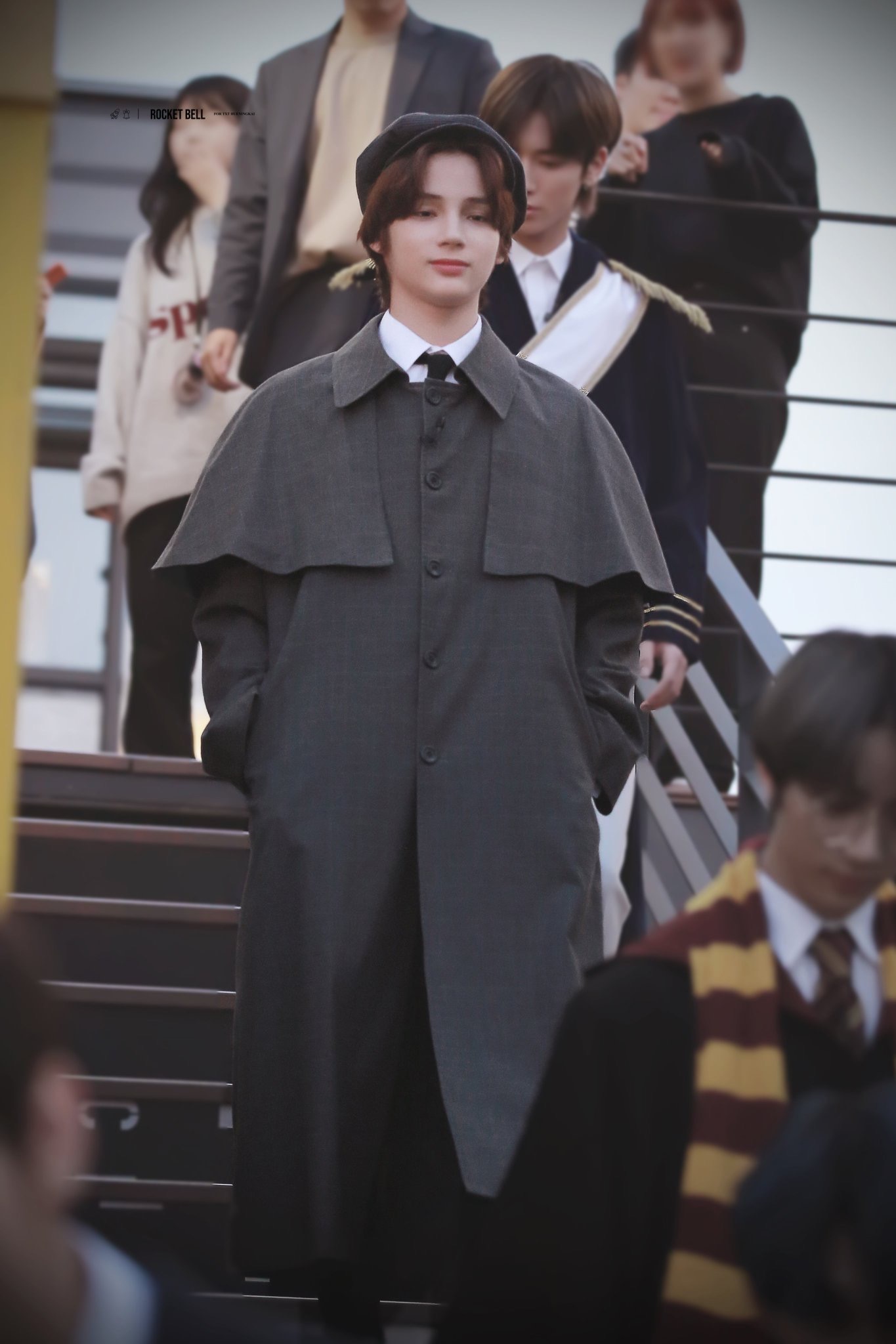 투바투 휴닝카이 셜록홈즈 이미 휩쓸고 갔어?????? | 인스티즈