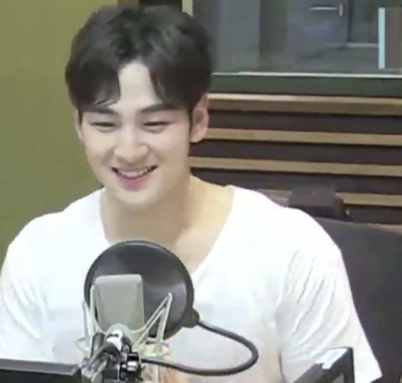 뉴이스트 강동호 이날 너무 내 이상형이야!!! | 인스티즈