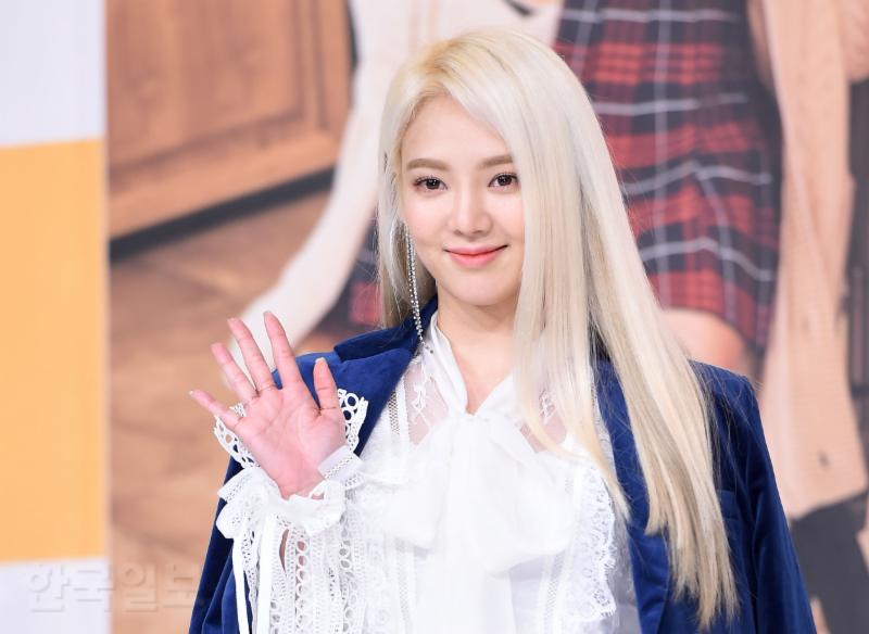 금발이 눈치껏 알아서 자라줘야되는거 일인자는 효연임 레알로ㅋㅋㅋㅋㅋㅋㅋ | 인스티즈