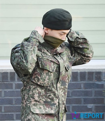 지디 군복입고 화보찍는다ㅋㅋㅋㅋㅋㅋㅋㅋㅋ | 인스티즈