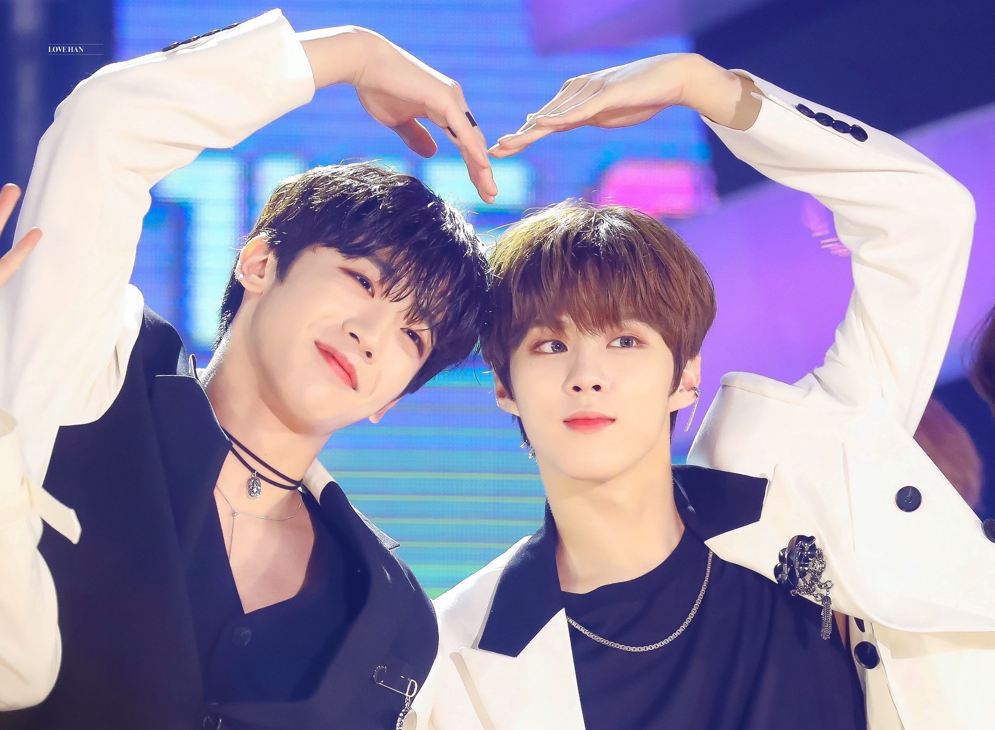 ㄱ 최애 둘 엮는사람 | 인스티즈