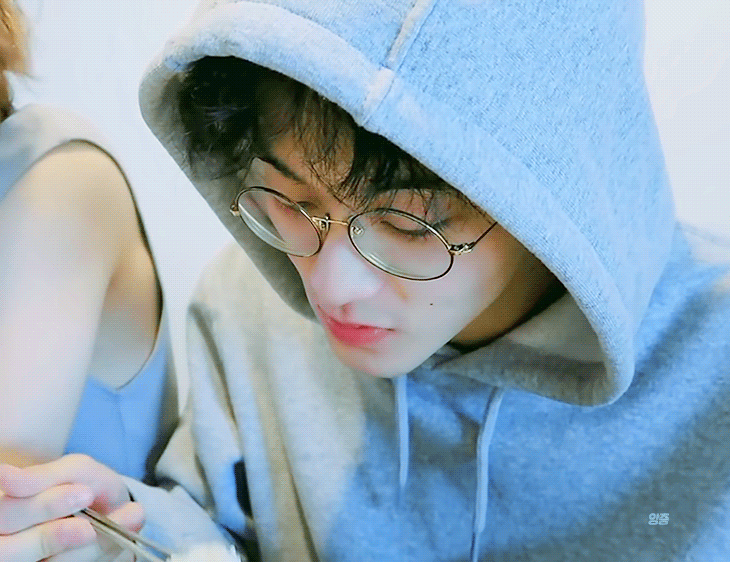 이제 진짜 자야지,,,, | 인스티즈