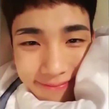 김기범 3년전이랑 그대로야!!ㅠㅠㅠㅠ | 인스티즈