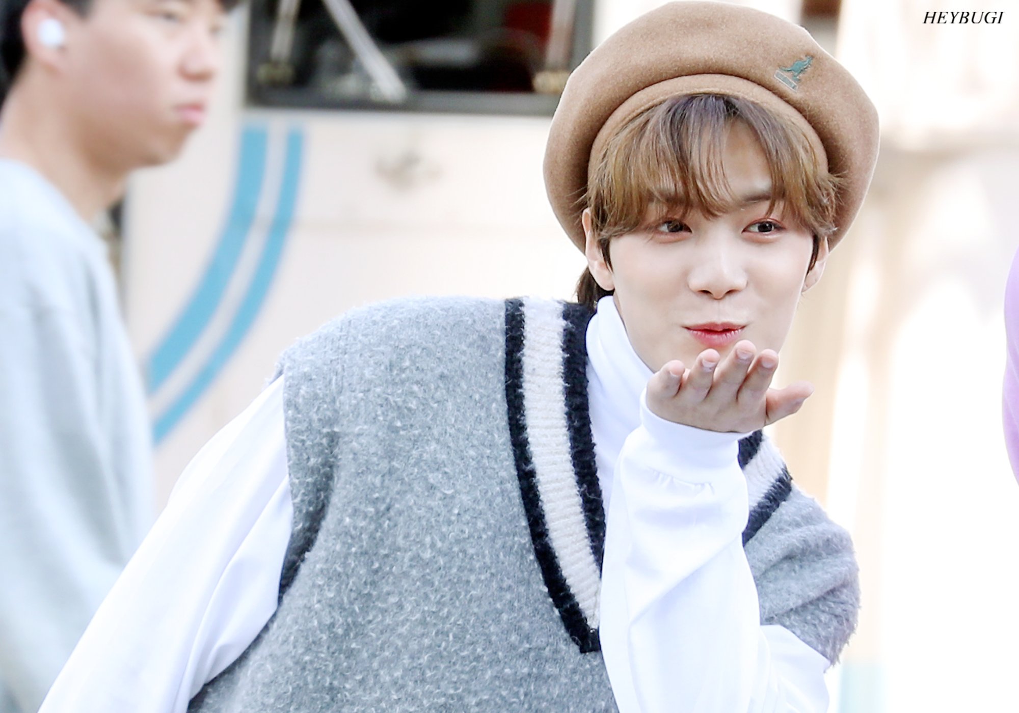 뉴종현 베레모 있자나ㅠㅠㅠ 내가아는 종현이라면 | 인스티즈