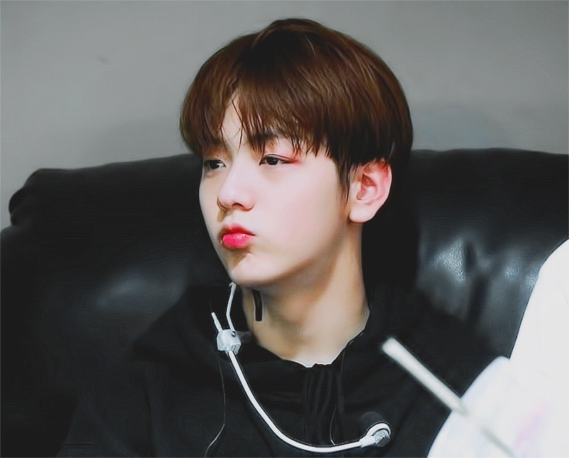 투바투 수빈 이 짤 아플 때라 앓기 미안한데 너무 귀여워ㅠㅠ | 인스티즈