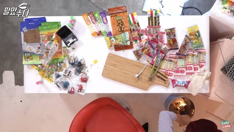 스튜디오에서 불장난하더니 키스까지 하는 문제의 연예인들...jpg | 인스티즈