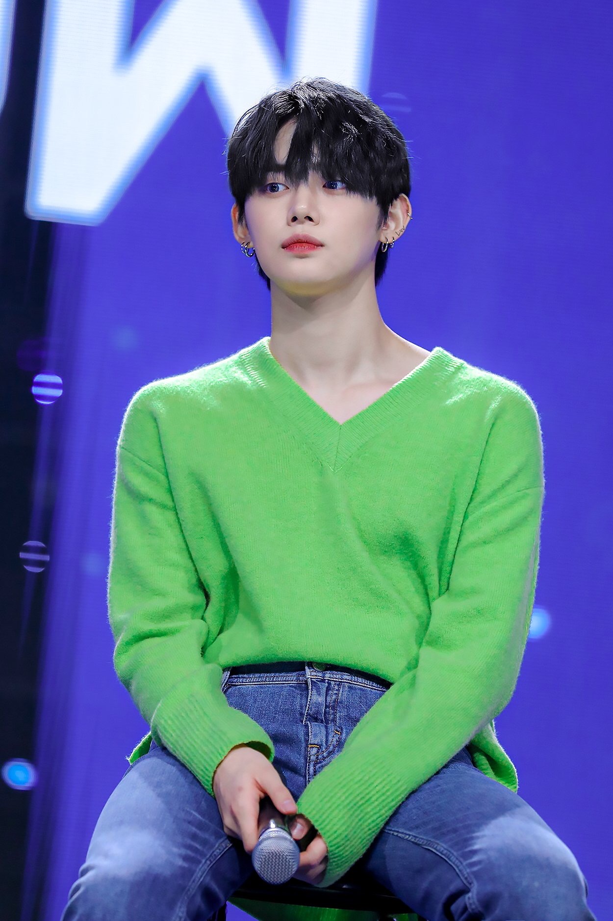 다음 컴백때 투바투 연준 흑발이면 치킨 두명한테 쏜다 | 인스티즈