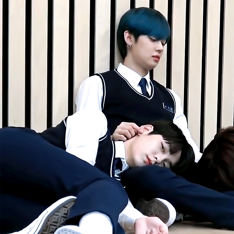 ㄱ 진짜 내 오티피 떡밥만 보면 넘 조아서 소리 지르고파... | 인스티즈