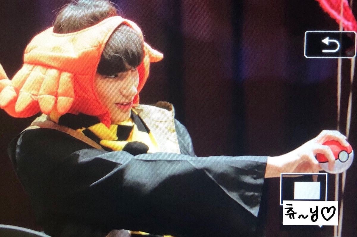 참...팬싸에서 이러기도 쉽지 않은데 | 인스티즈