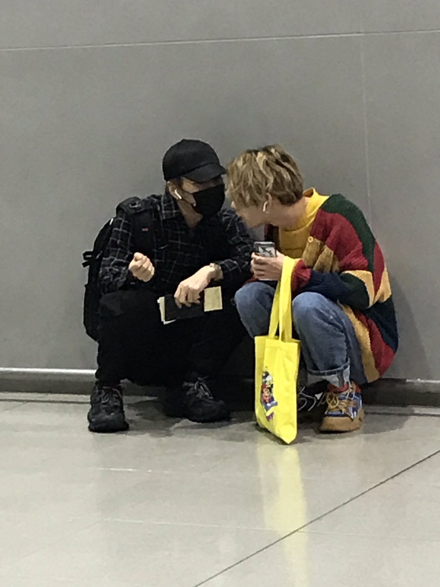 상균 : 생일축하야🥰당신은 색을 흡수하기위해 태어난사람~ | 인스티즈