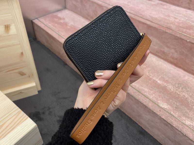 이 지갑 살까 말까 | 인스티즈