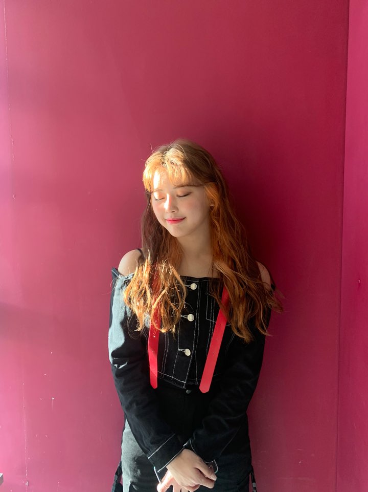 새벽이라 심심해서 하는 본진 짤털이니 마음껏 구경하고 가세요 얼굴 대단하거든요 | 인스티즈