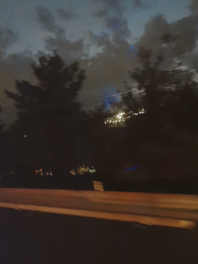 부산 양산에서 찍은 사진인데 저기 빛나는데 어딘지 알아??? | 인스티즈