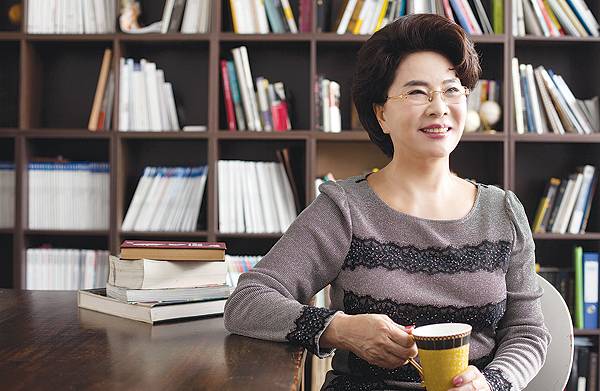 대박 이길여 총장님? 동창회 사진인데 새삼 나이 느껴짐 | 인스티즈