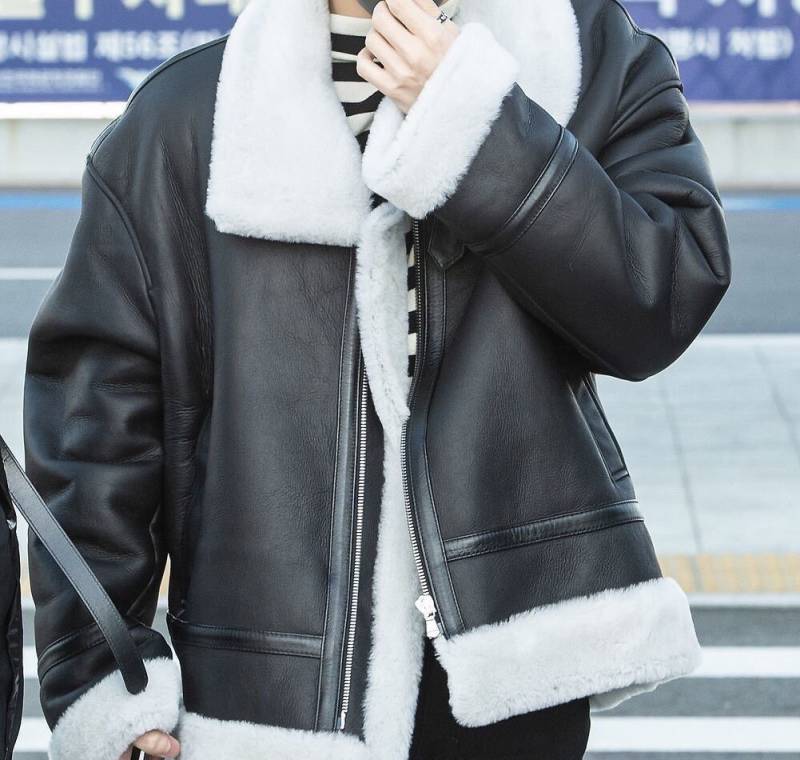 🔥🔥익들의 서치 능력을 보여줘!무스탕 어디껀지 찾아줄 익 ㅠㅜㅜㅜ제발 급해🔥🔥 | 인스티즈