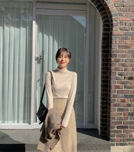 🧸초록글경험多多) 5000원부터! 23.9 여대생 예쁜 옷 정말 많아요 구경하고 가세요🧸 | 인스티즈