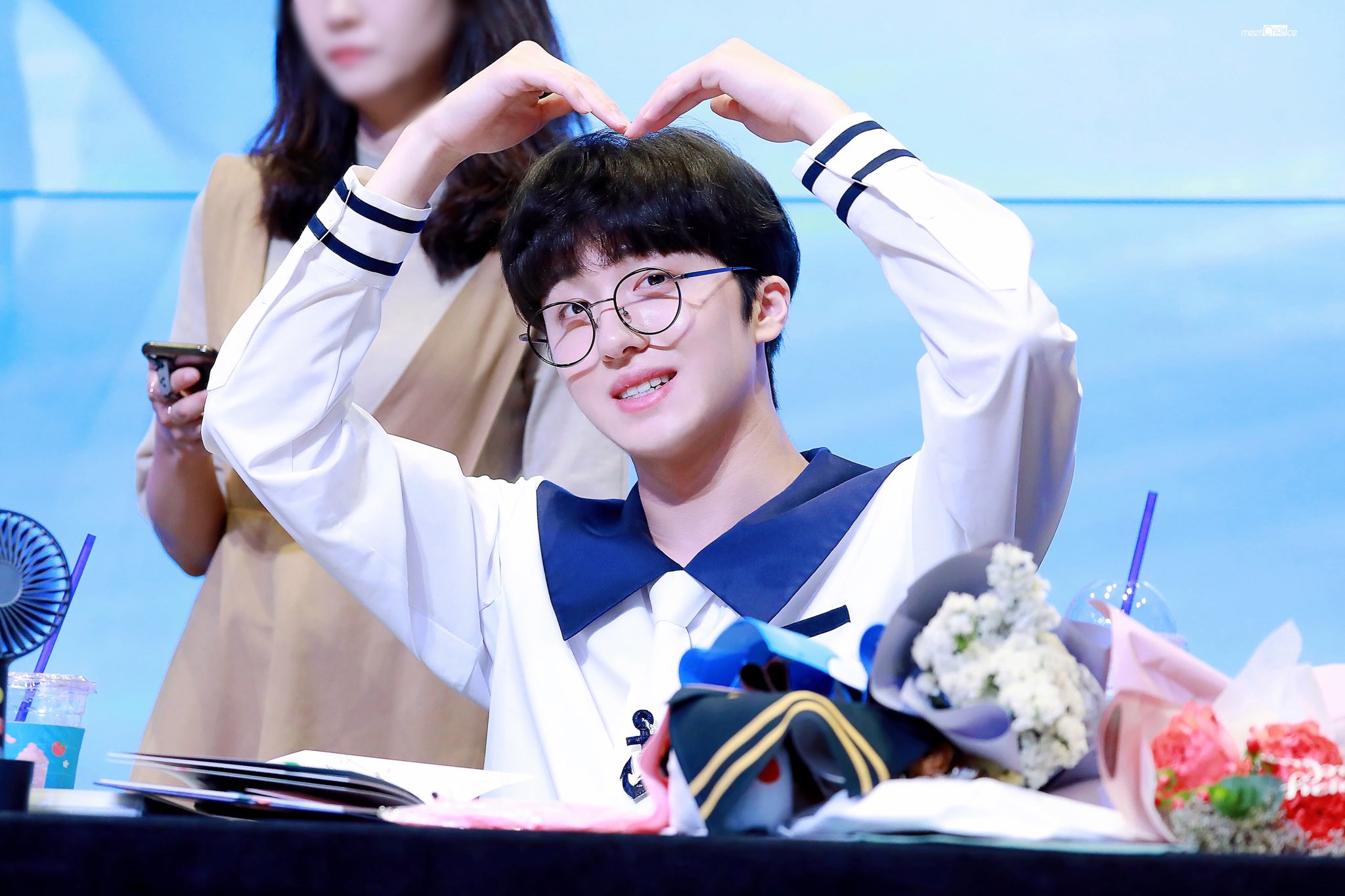 🍑아가토꾸 찬희 사진 모음🍑 | 인스티즈