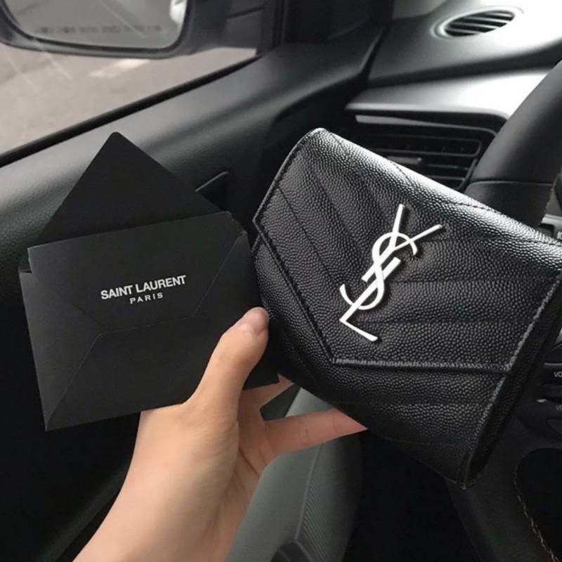 💙💙 생로랑 지갑 골라주세요 💙💙 | 인스티즈