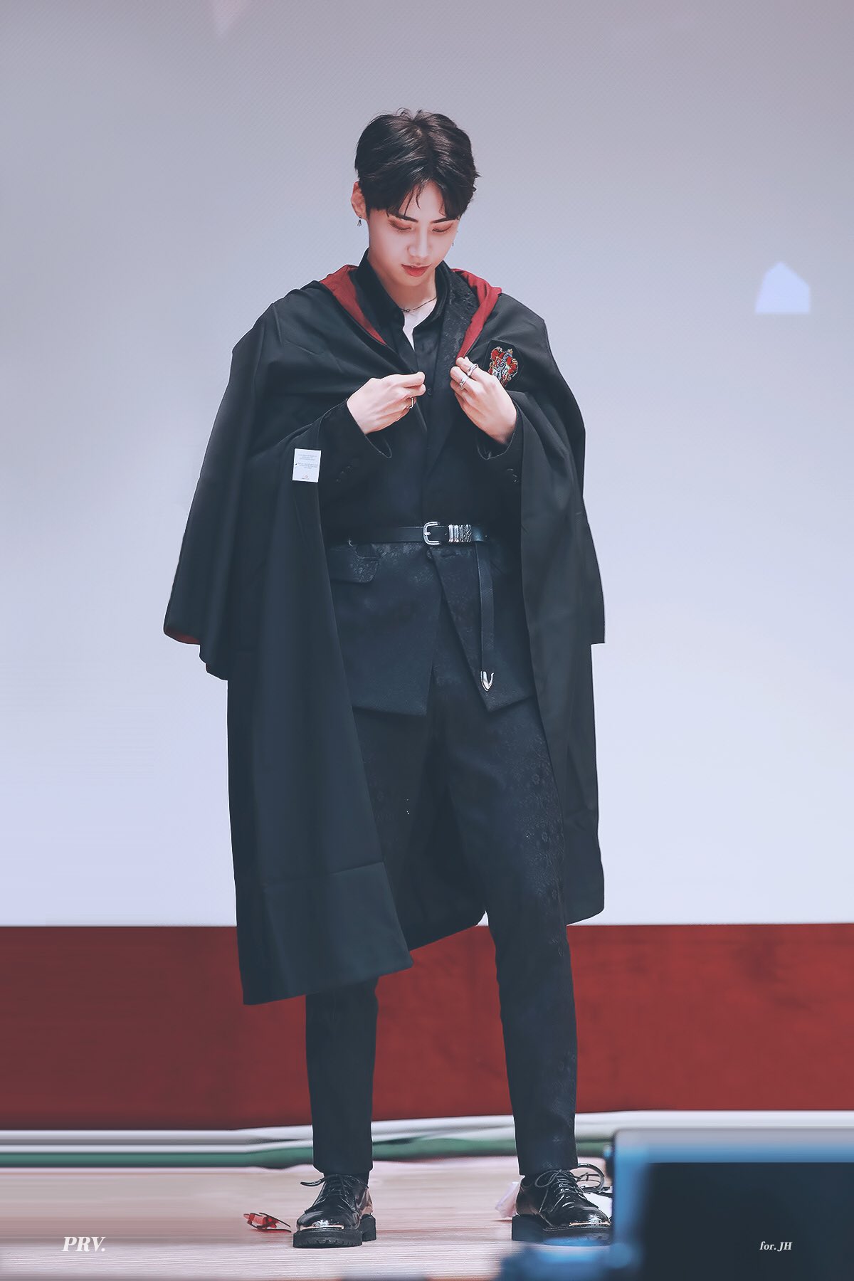 아 이진혁 옵이라니까~!!!! 눈뜨고잘봐바 여기보세요 | 인스티즈