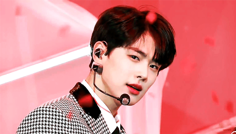 나 진짜 하루에 한 20번은 최병찬 얼굴 여기저기 자랑하고싶어서 몸이랑 입이 근질근질해 | 인스티즈