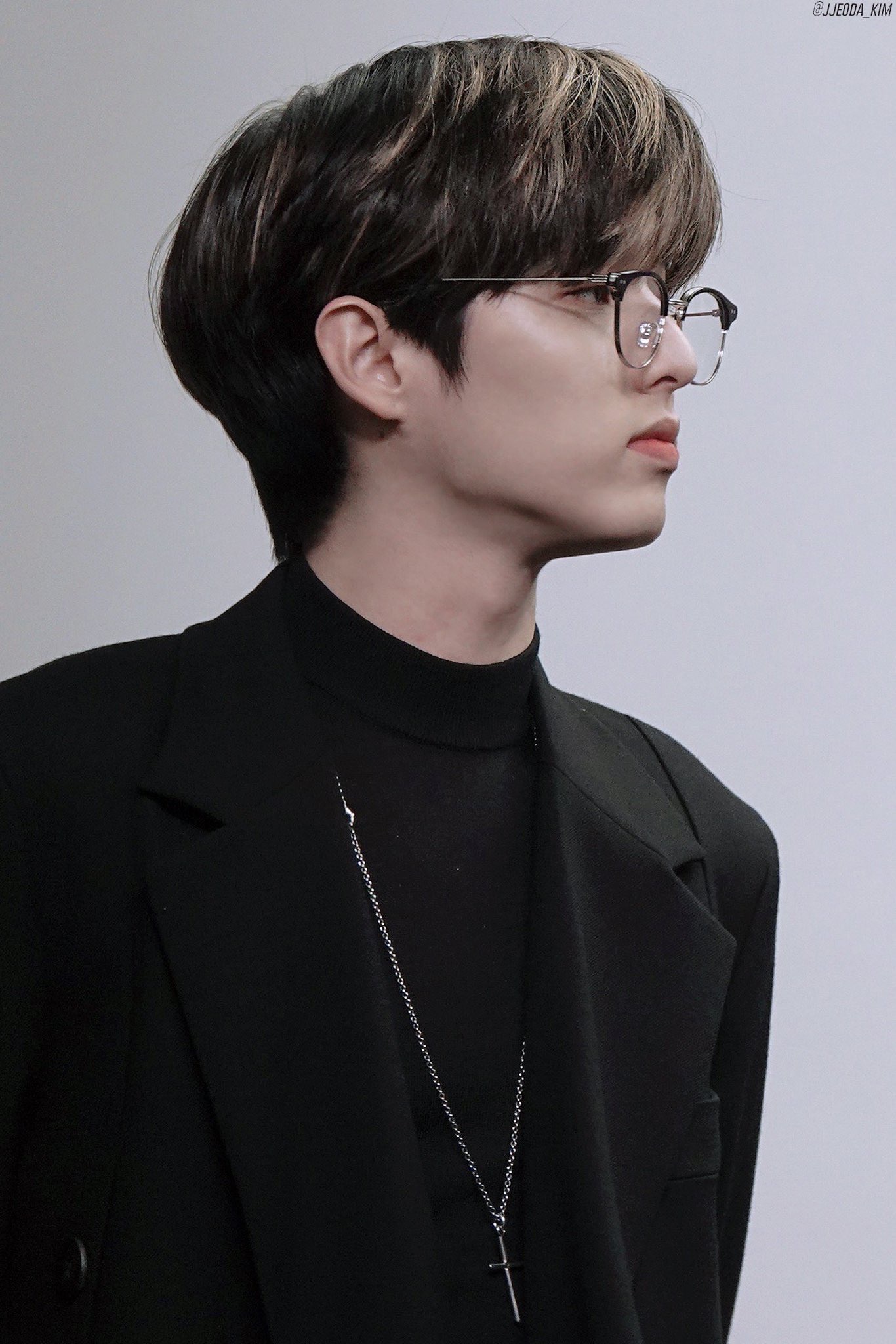 제이 이 턱 너무 매력있어ㅜㅜ | 인스티즈