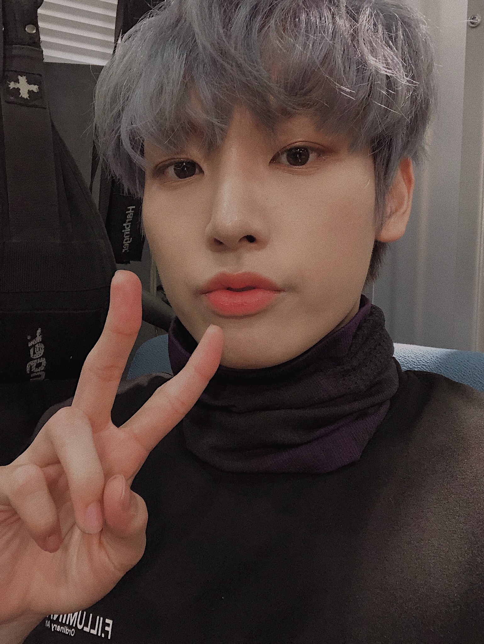 회색머리 너무 좋아 ;-; | 인스티즈