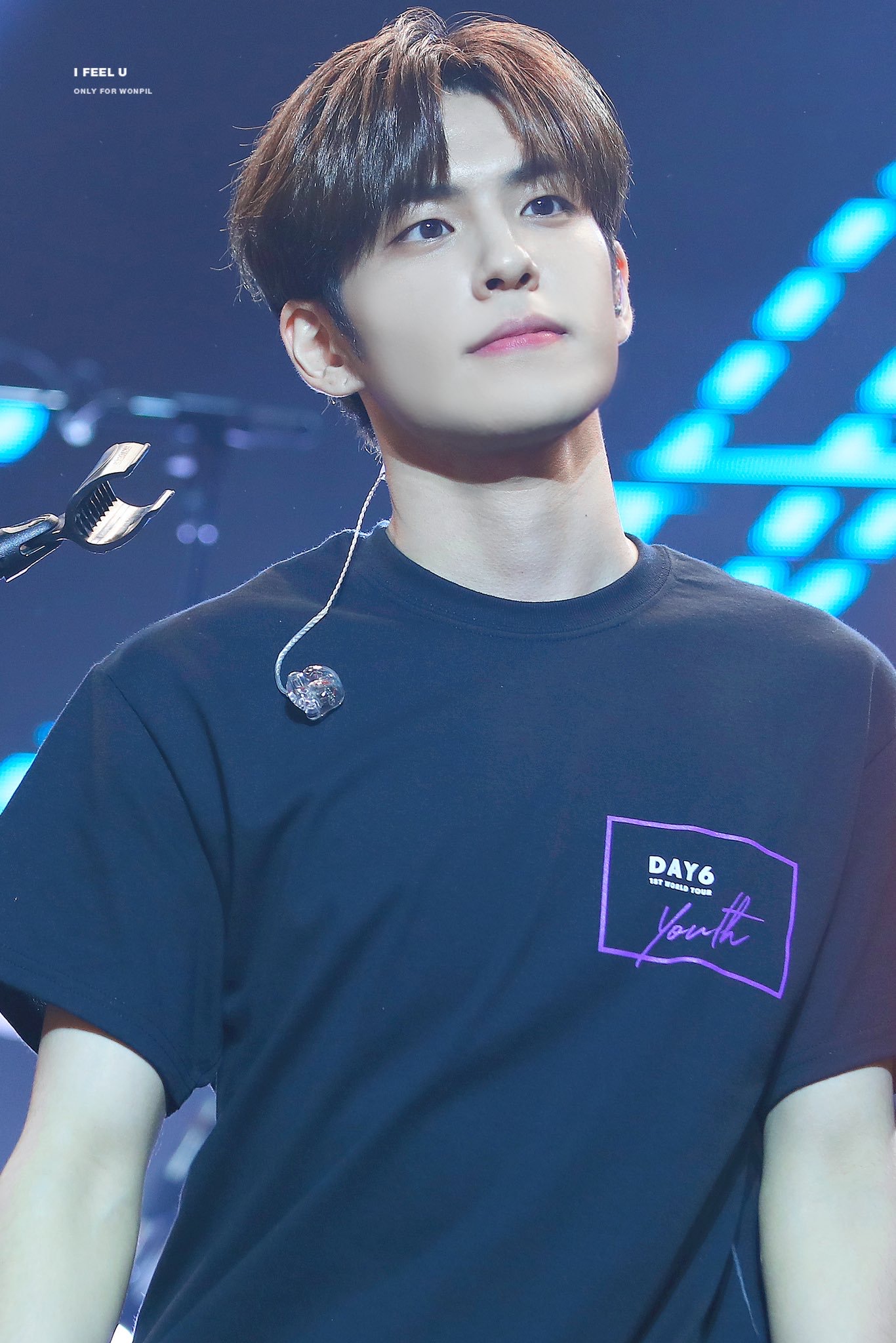 얘 진짜 깔끔하게 잘생긴 것 같아 | 인스티즈