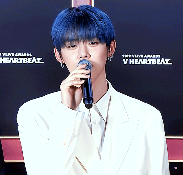 투바투 연준 시상식에서 애굣살 유독 돋보였던 것 같아 | 인스티즈