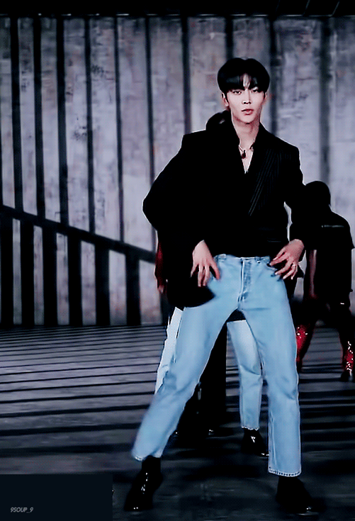 본업하는 최애가 제일 좋은 법 이지 | 인스티즈