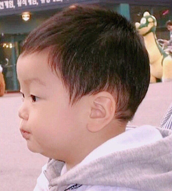 타팬인데 진짜 너무너무너무 귀여워서 저장한 아가사진 | 인스티즈