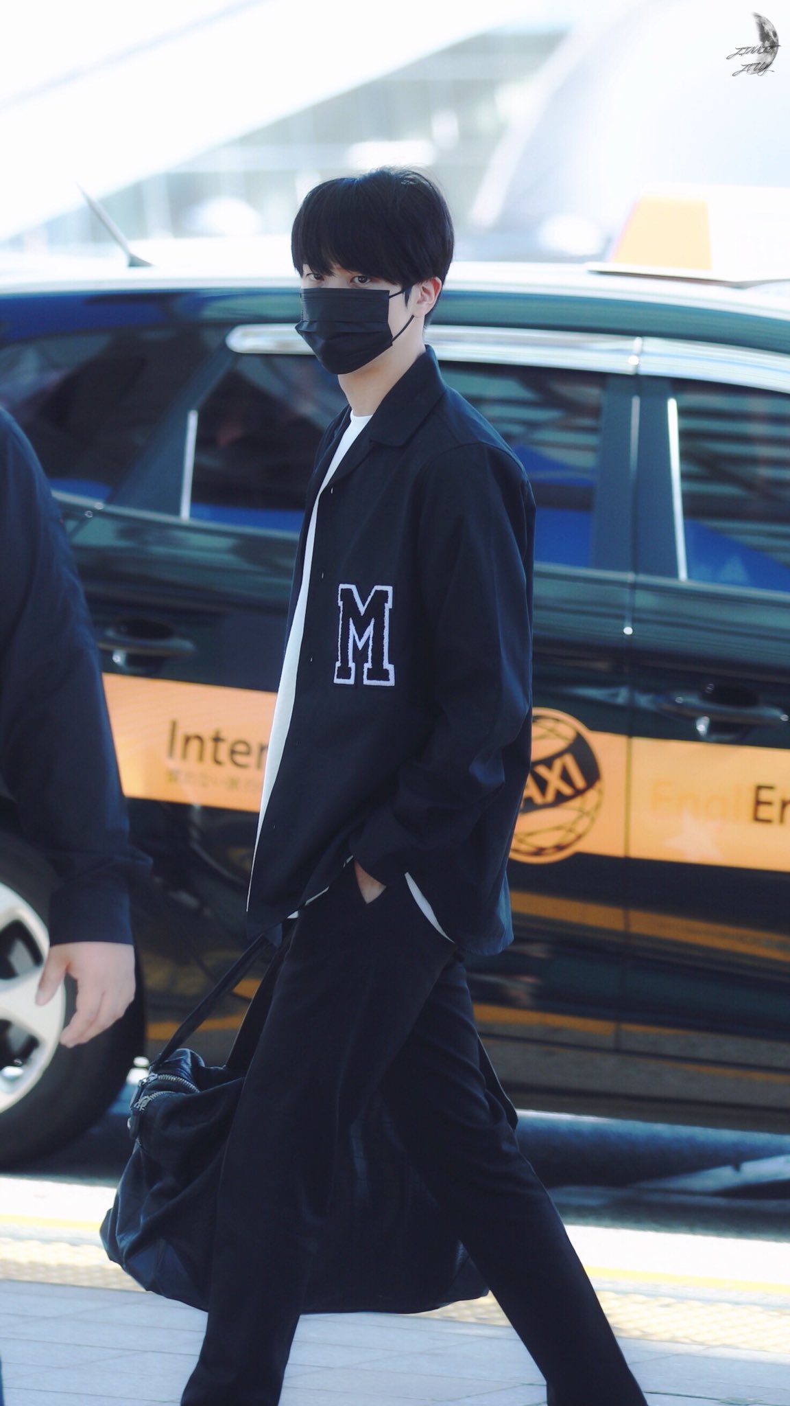 방탄 진 무표정일때 나오는 예민미 어른미에 환장하는 사람 !!!!!!!!!!!!!! | 인스티즈