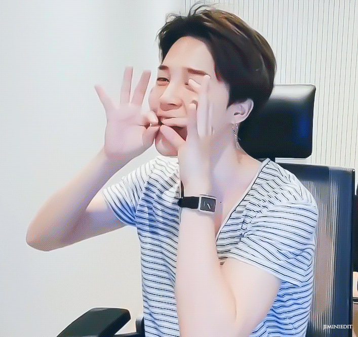 지민인 게임하면 항상 무언가 열심히는 하는데 뭔가 딱히 이루어지는건 없는ㅋㅋㅋㅋㅋㅋㅋㅋ | 인스티즈