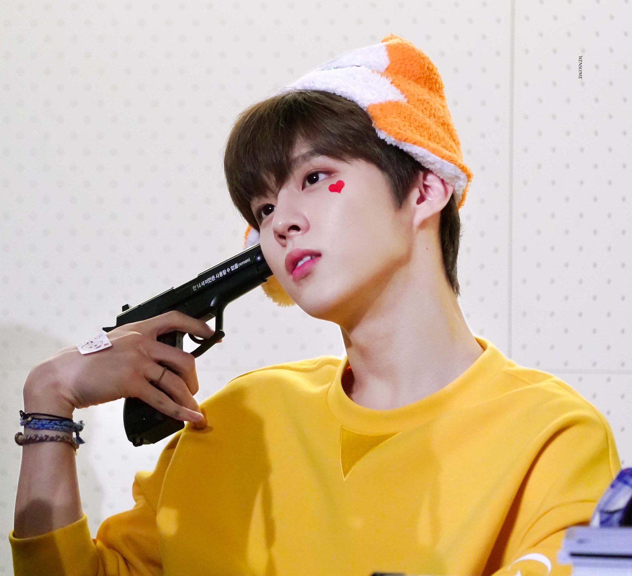 애옹머지말티곰돌 너네 다 짤랑이 앞에 한줌단인거 알지? | 인스티즈