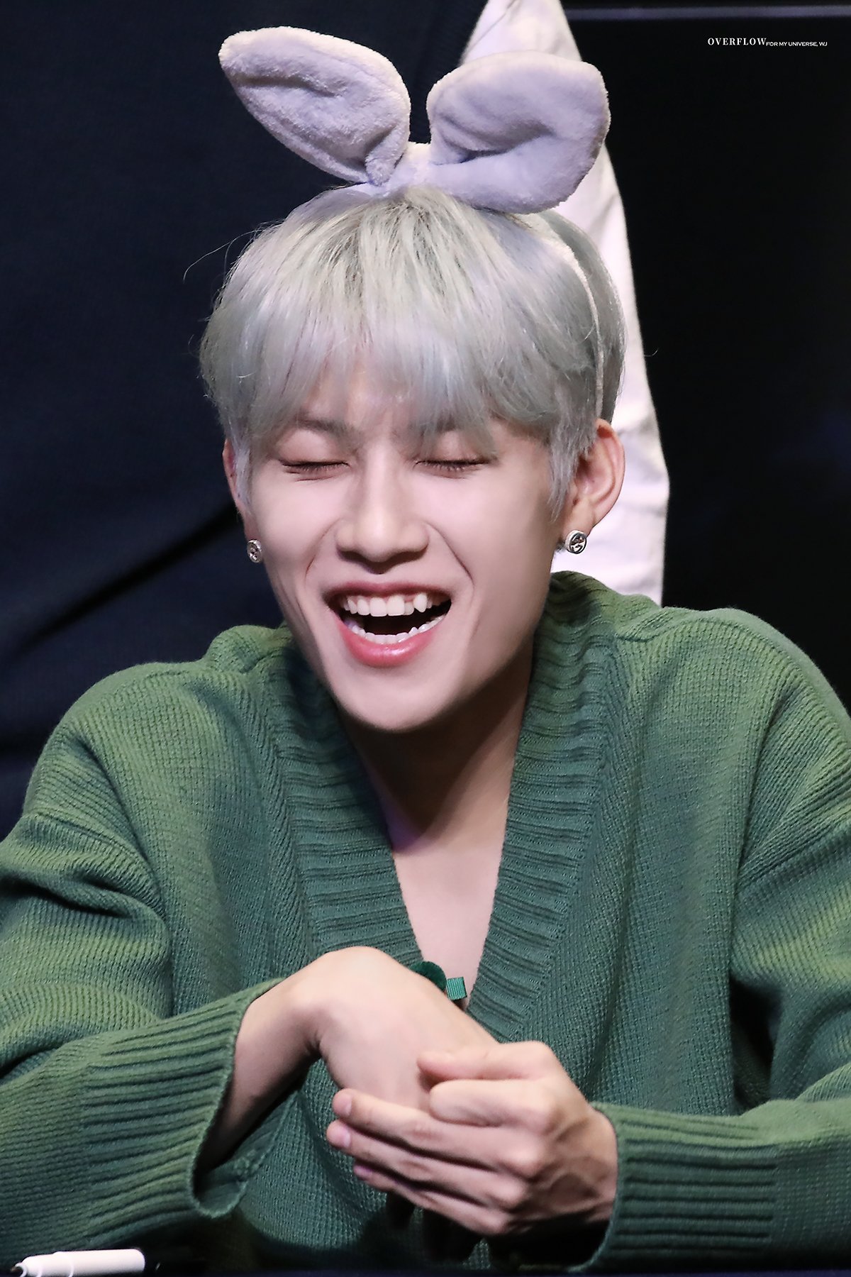 오늘 박우진이 또 한달 버틸거 줬다 | 인스티즈