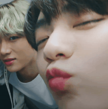 투바투 넘모기여어 | 인스티즈