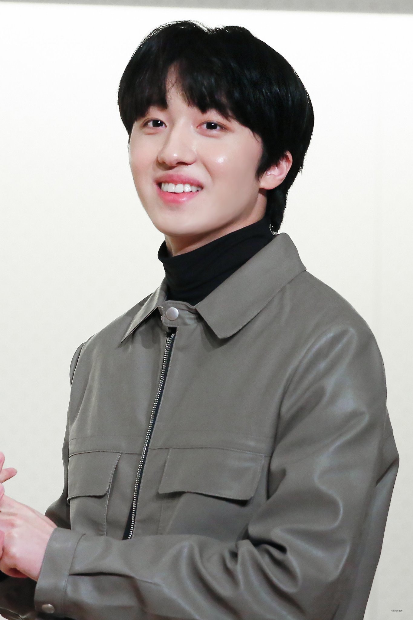 나 얘 얼굴에 자부심 있다 | 인스티즈