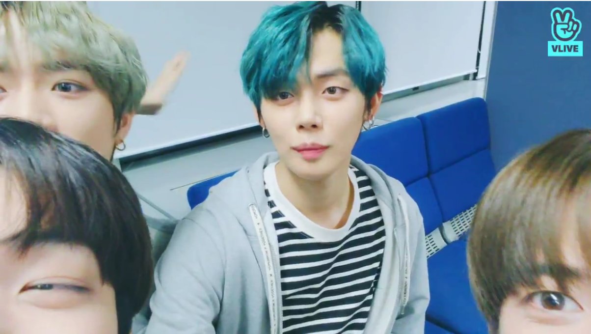 투바투 방금 막방 브이앱 장꾸강아지 끝판왕ㅋㅋㅋㅋㅋㅋㅋㅋㅋㅋㅋㅋㅋㅋㅋㅋㅋㅋㅋㅋㅋㅋㅋㅋㅋㅋㅋㅋㅋㅋ | 인스티즈