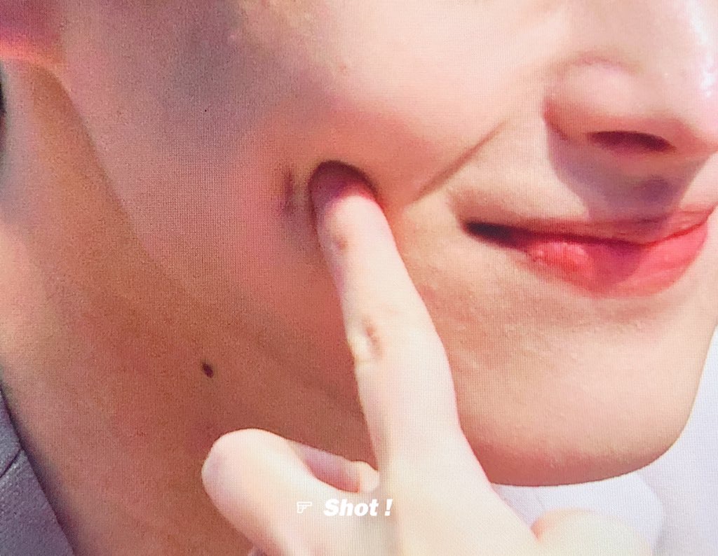 최병찬 보조개 찌른거? 하나도 안부러워 | 인스티즈