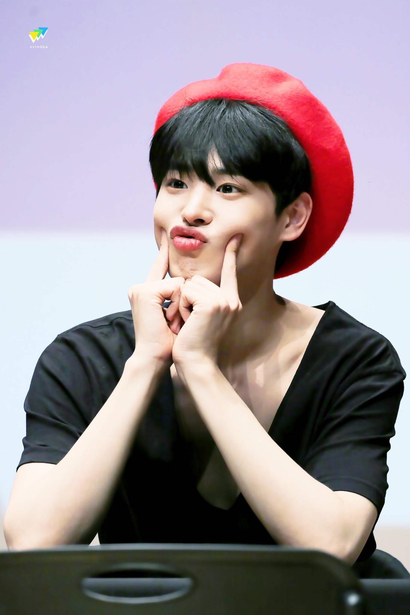 최병찬 볼 호록🤦‍♀️ | 인스티즈