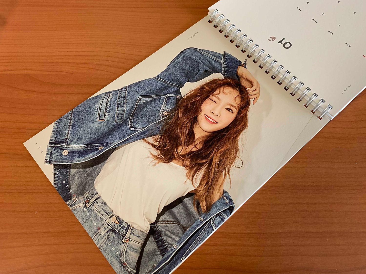 뭐지 태연 청 입은게 갑자기 왜이렇게 유독 너무 예뻐보이니ㅠ | 인스티즈