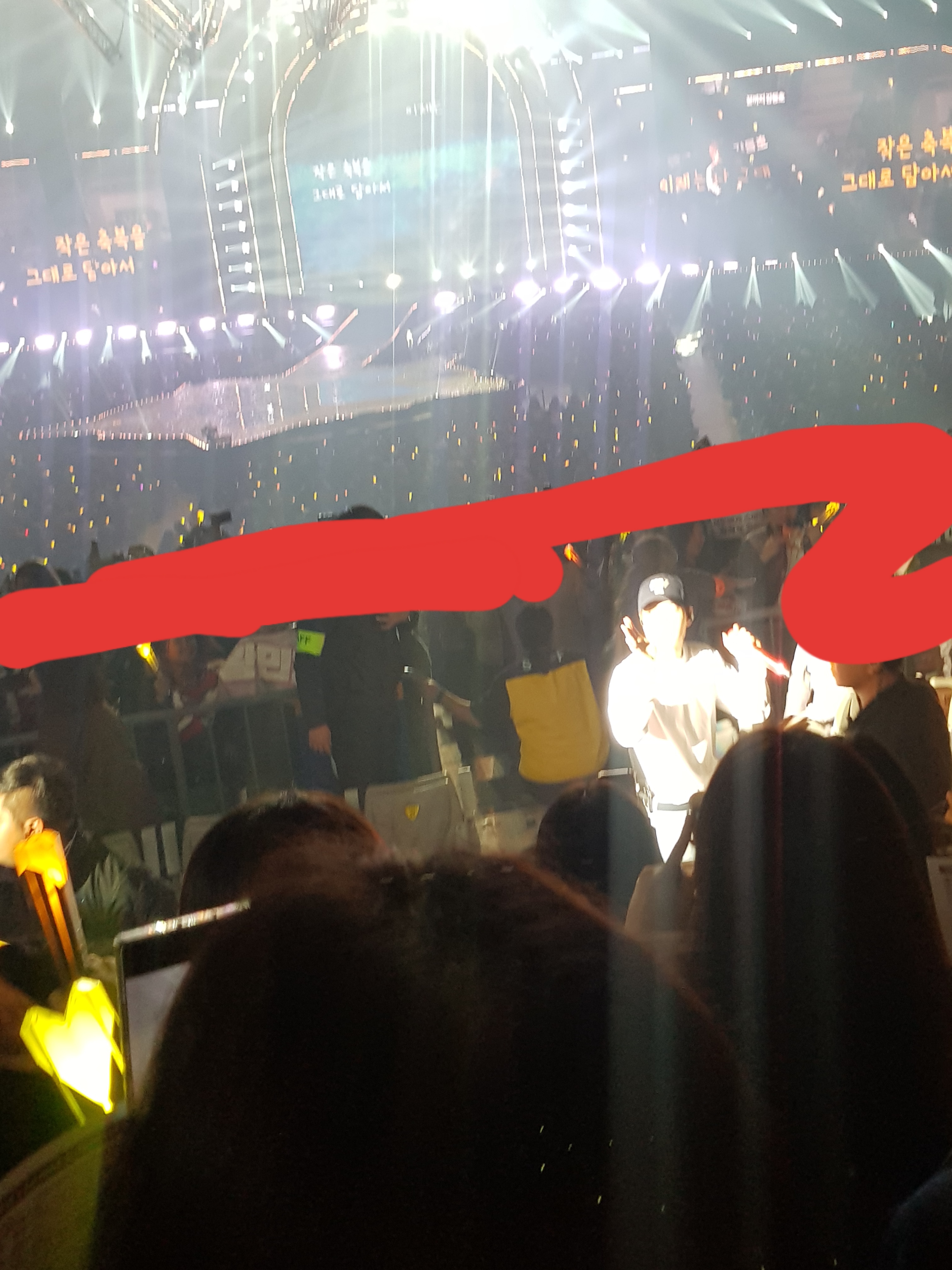 나 오늘 뉴이스트 실물 그대로 찍음 다들 봐주라 | 인스티즈